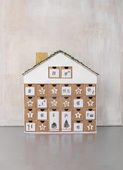 Pappmaché Adventskalender-Haus, 36 X 6,5 X 40 Cm -Trendiger Spielzeugladen rayher pappmache adventskalender haus 36 x 6 5 x 40 cm 2